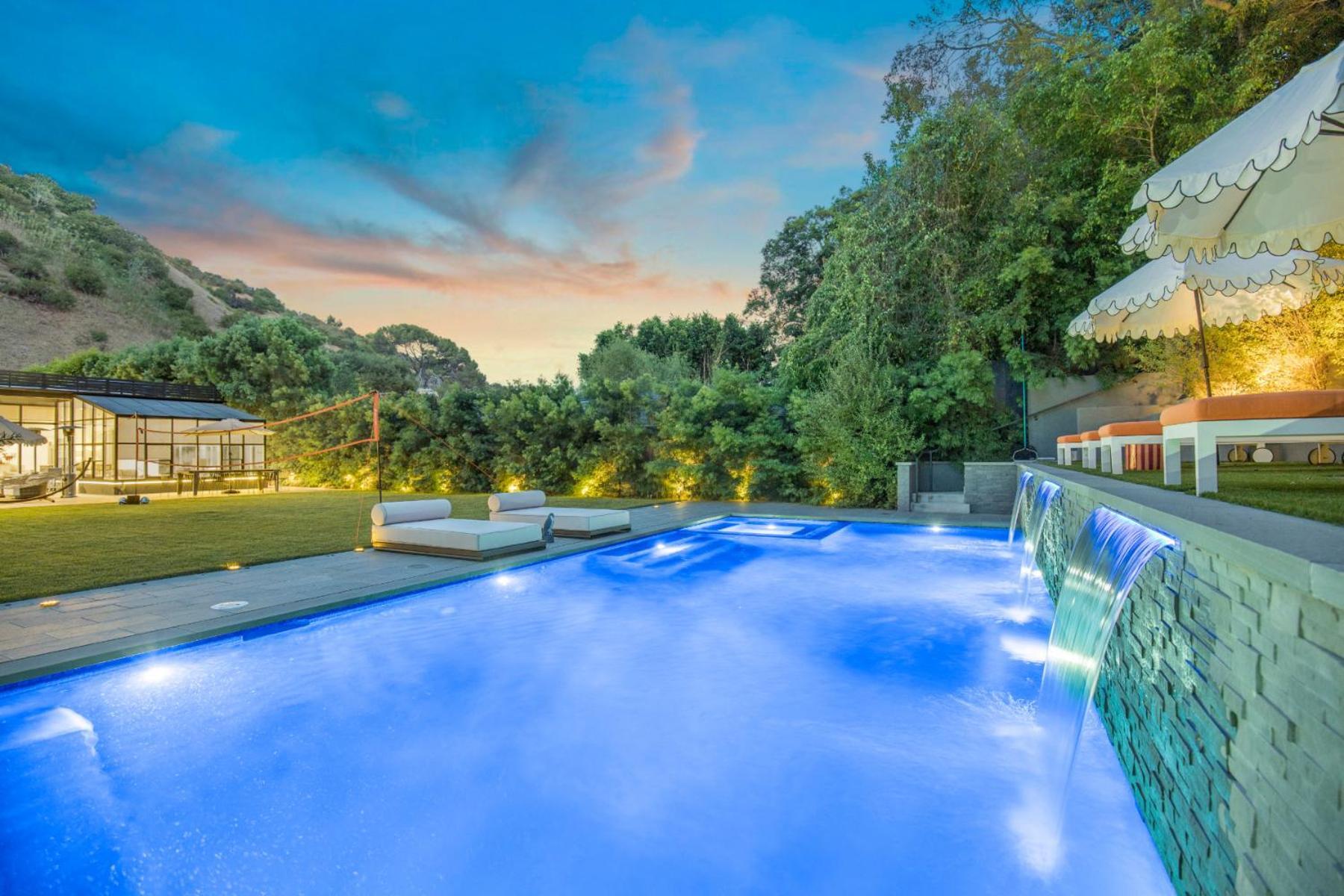 Franklin Canyon Villa