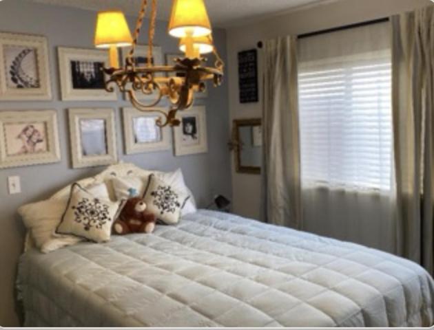In Beverly Hills - Private Bedroom & Bath For Female Only - Near Beverly Center, Cedars Sinai Hospital, The Grove *