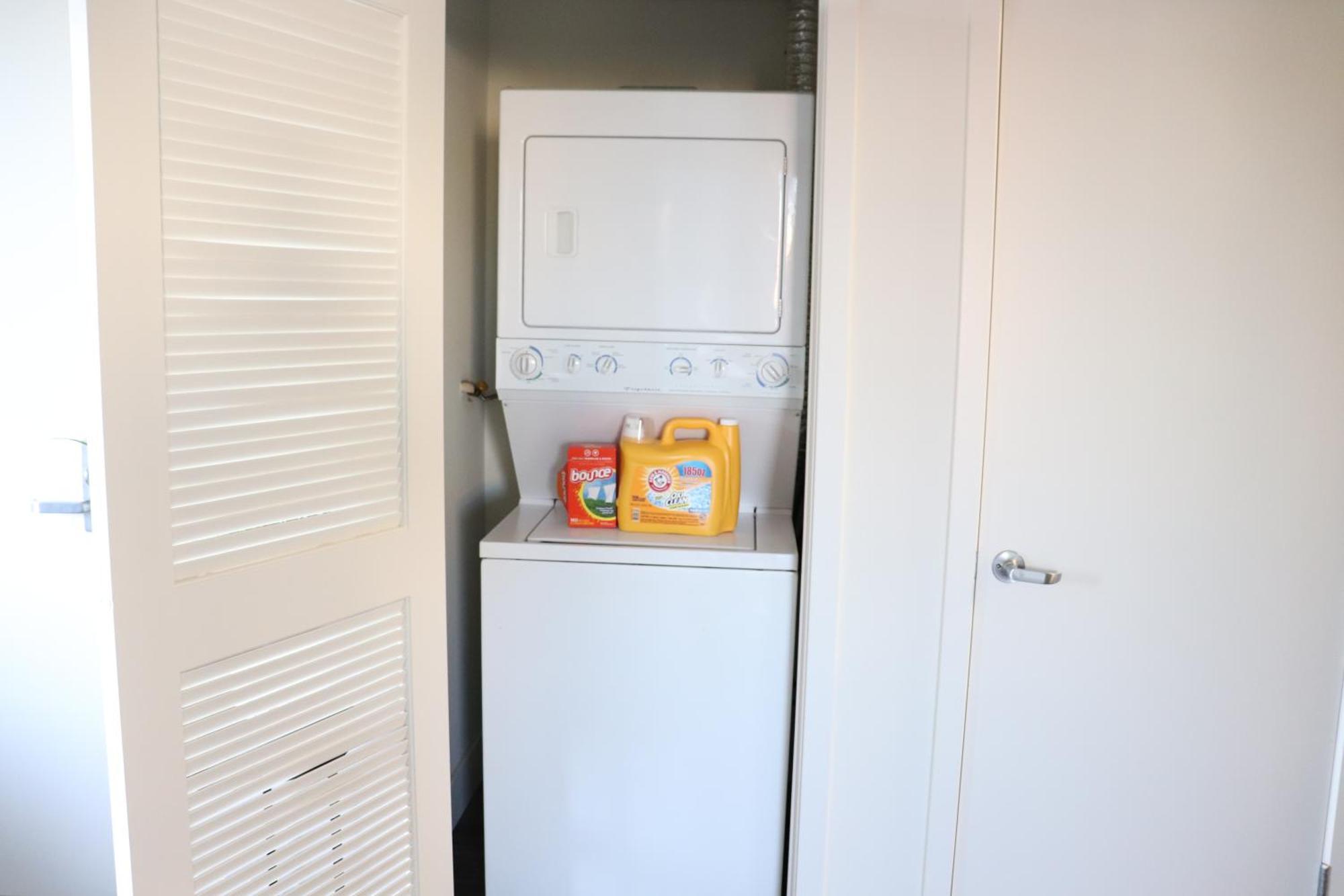 Apartment Heart Of Santa Monica 2 Bedroom 2 Bath