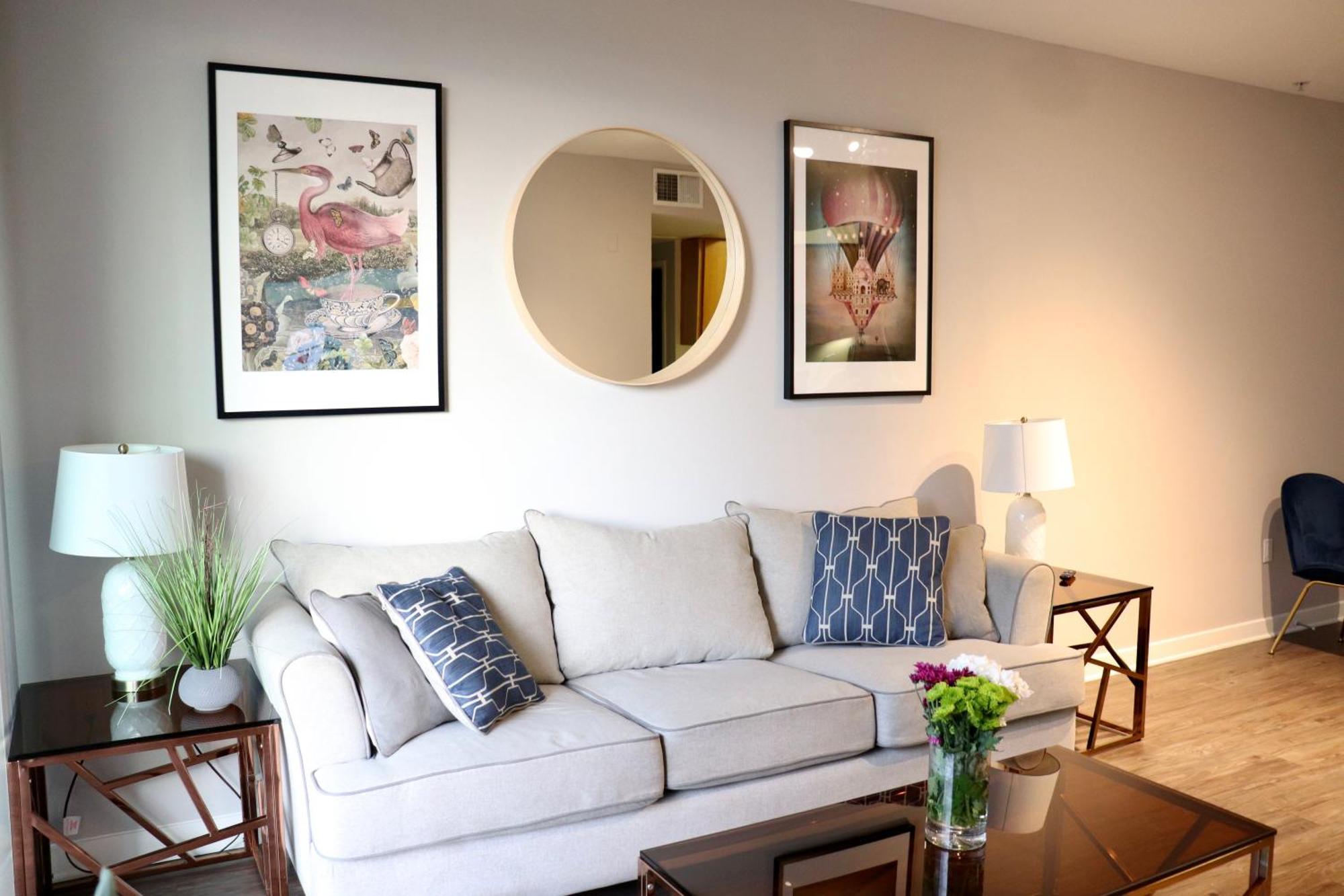 Apartment Heart Of Santa Monica 2 Bedroom 2 Bath *