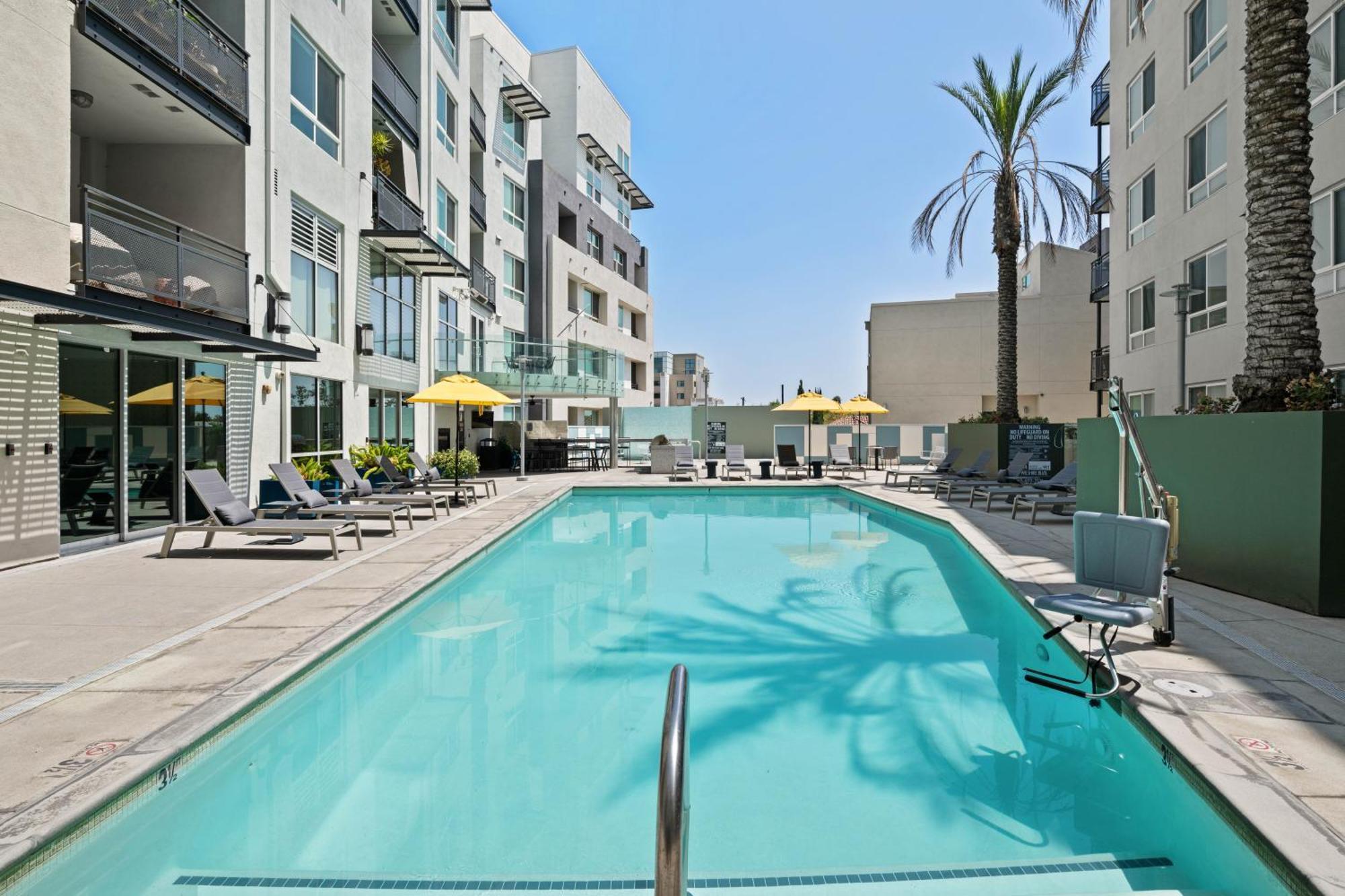 Stylish 1br In Prime La Spot Apartment Los Angeles