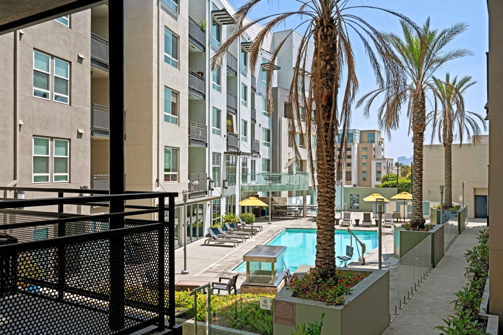 Stylish 1br In Prime La Spot Apartment