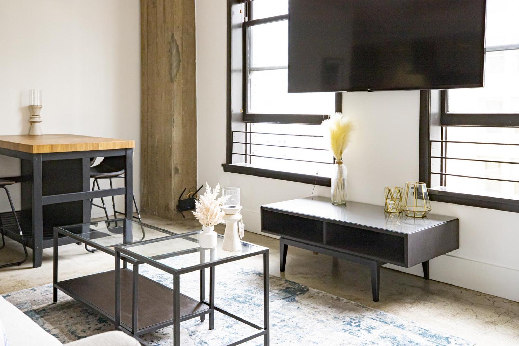 Fashion Loft 2 Bedroom Downtown Los Angeles