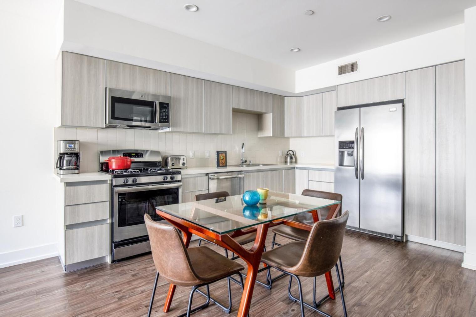 Apartment Fairfax 2br W Wd In Unit Nr W Hollywood Lax-140
