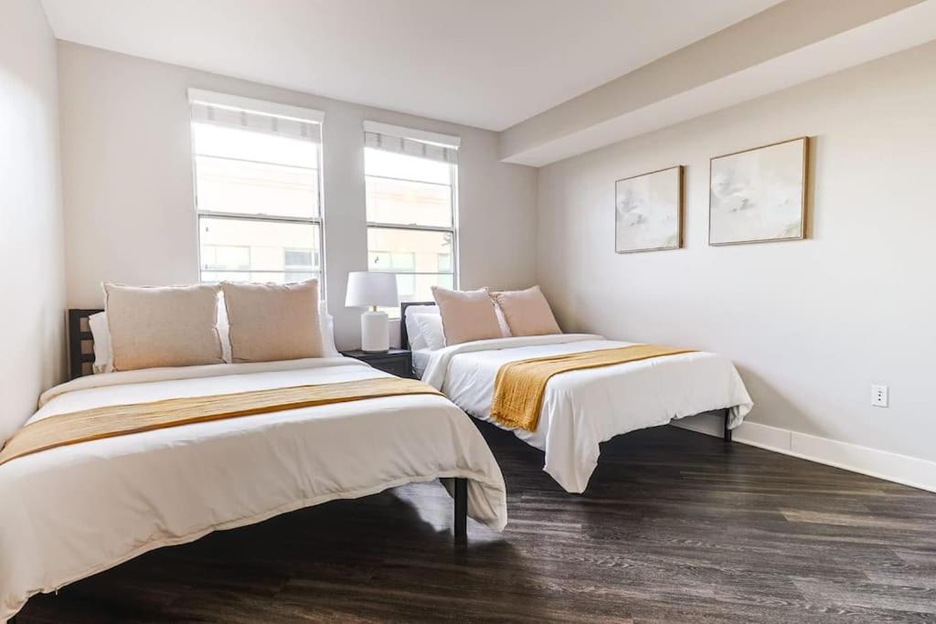 Spacious 3bdr & 2bth In Sm - 5-7 Mins To The * Los Angeles
