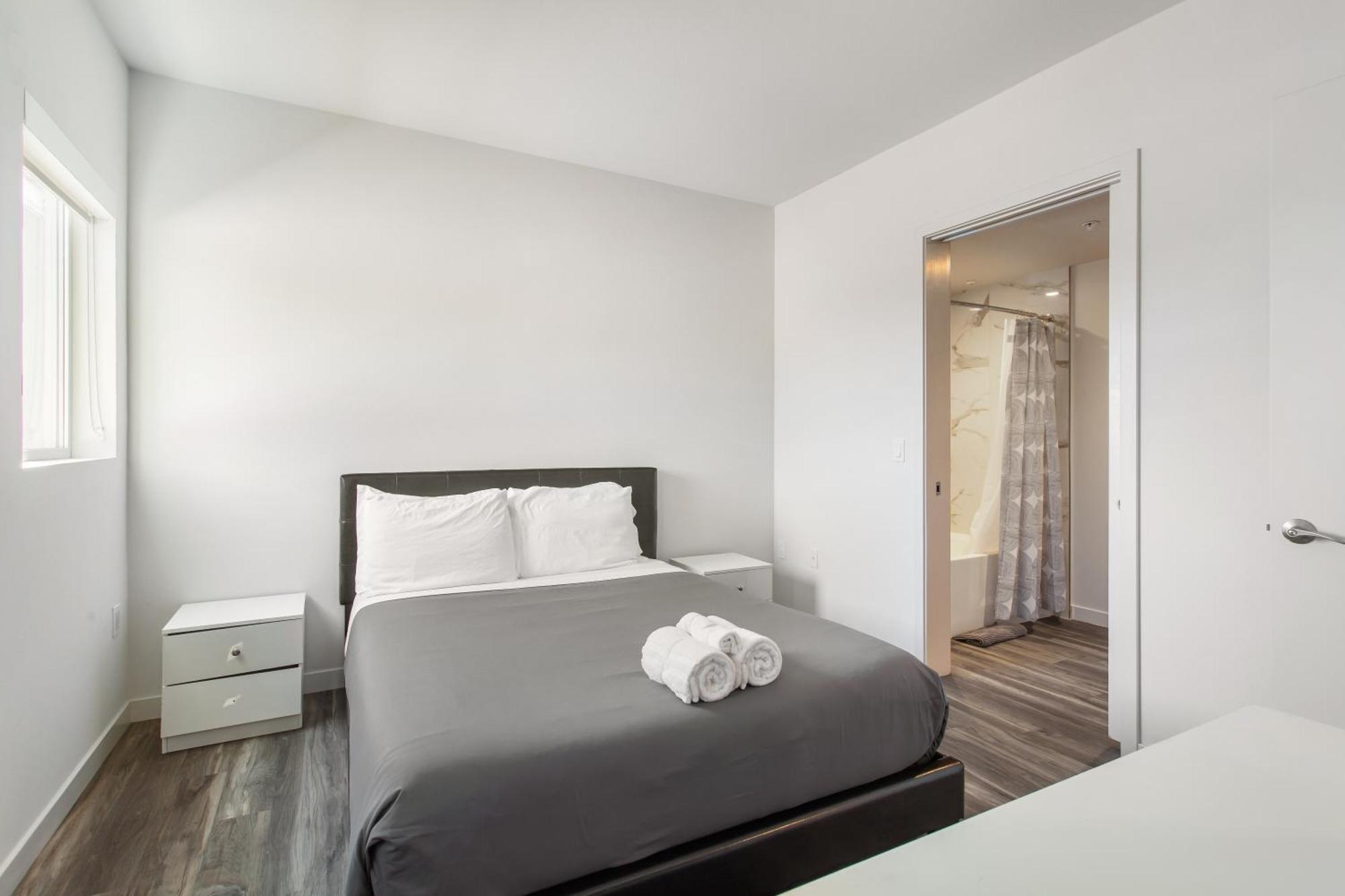 Capsule hotel Luxury 2 Bedroom At The Heart Of Melrose Boulevard Los Angeles