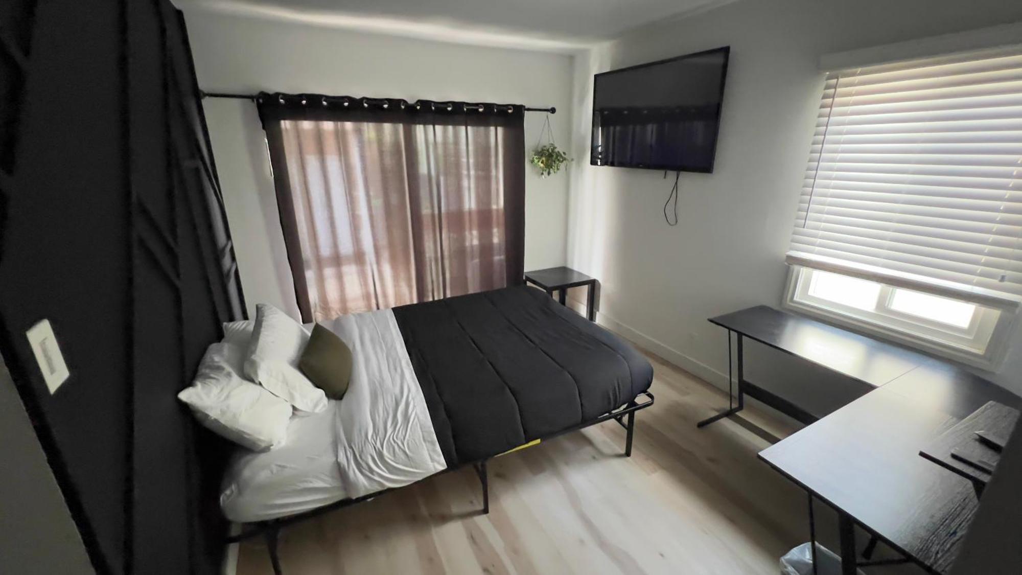 2br Lit And Spacious In The Heart Of Hollywood Apartment *