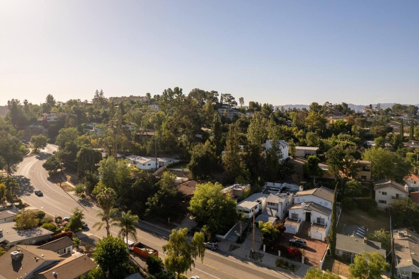 Modern Stylish Get-away Holiday home Los Angeles