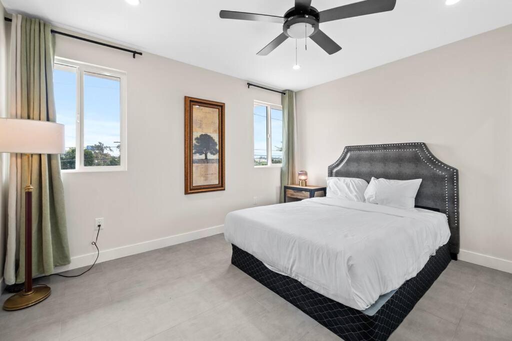 Spacious 6br Retreat In The Heart Of La Holiday home