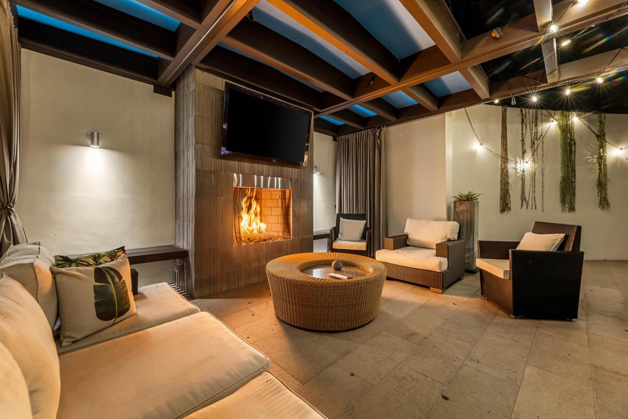 West Hollywood Hills Jacuzzi And Beautiful View *