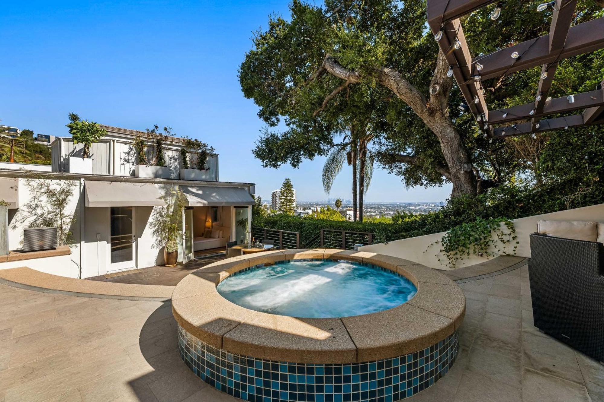 West Hollywood Hills Jacuzzi And Beautiful View Homestay
