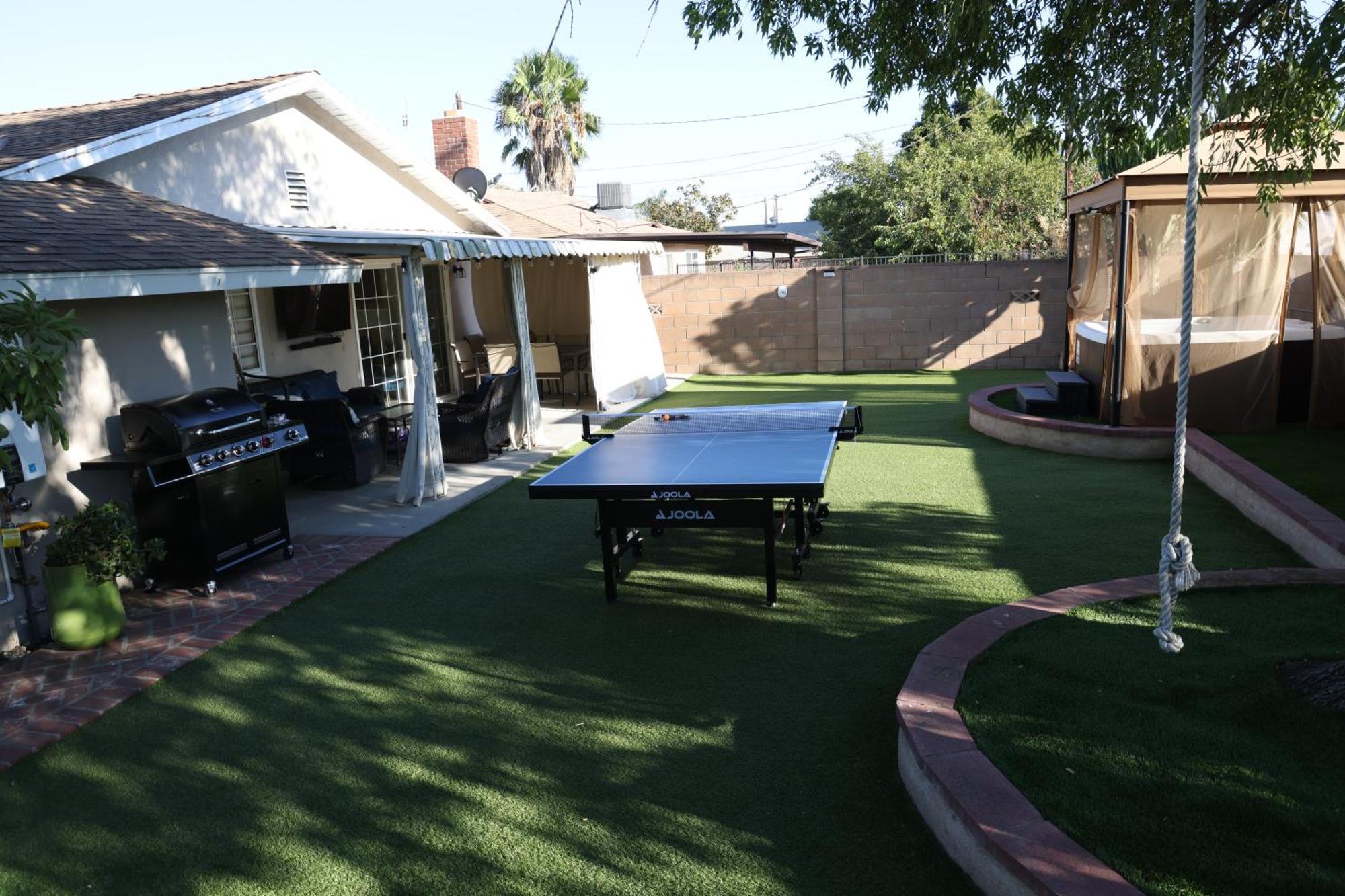 Beautifull 4 Bedroom House 15 Minutes From Universal * Los Angeles