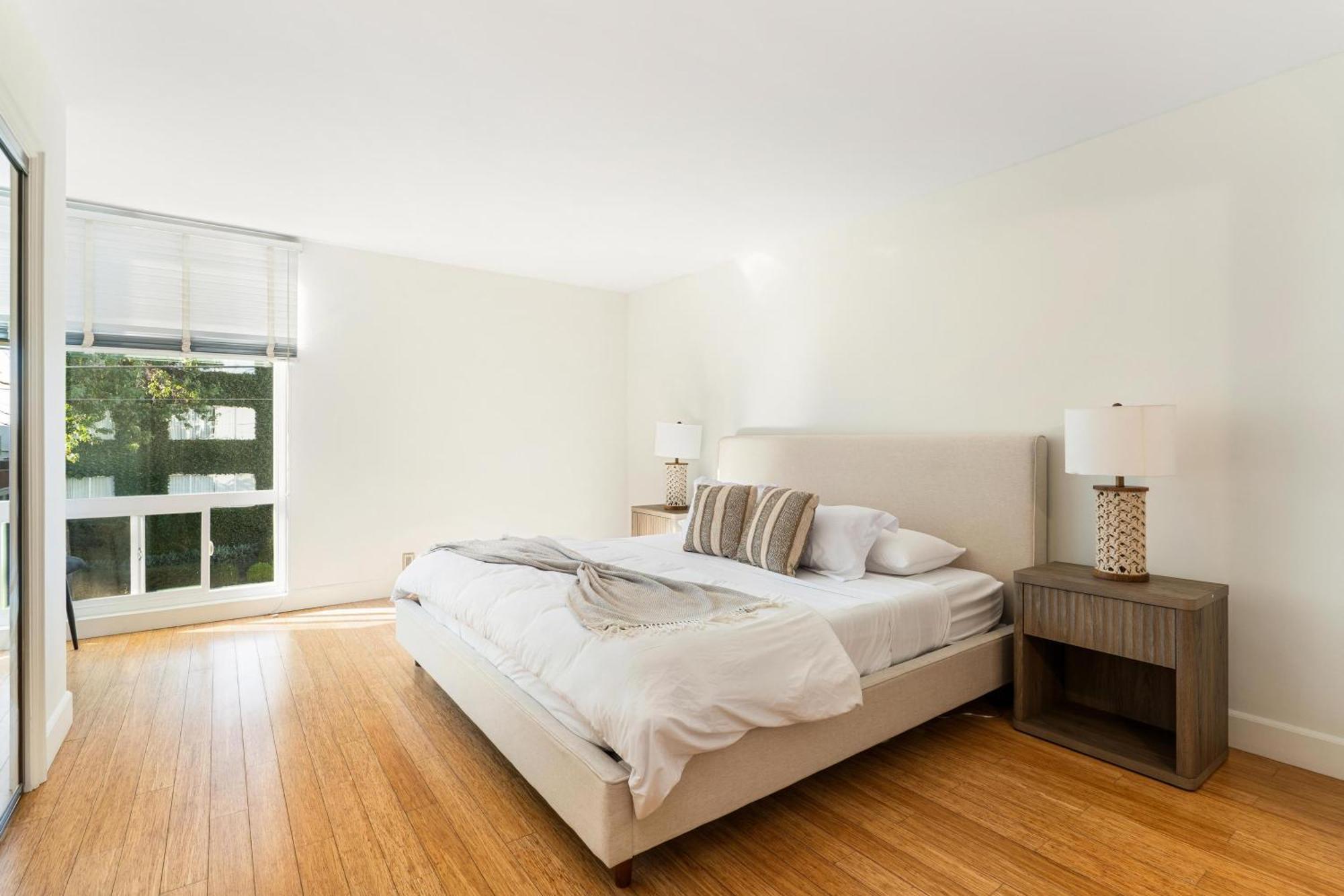 Apartment Beachfront Bliss Spacious 2br In Santa Monica Los Angeles