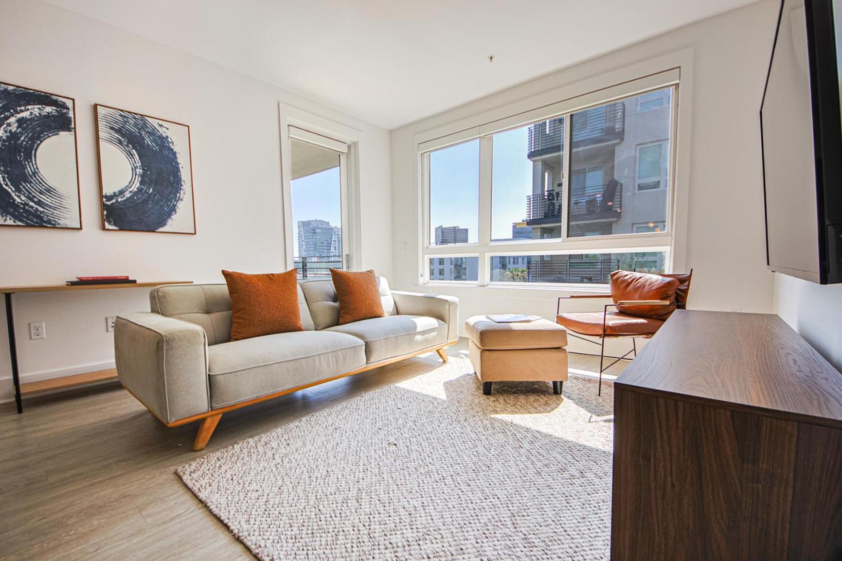 Apartamento Hollywood Stylish 2bd 2ba Steps From Hollywood Walk Of Fame Los Angeles