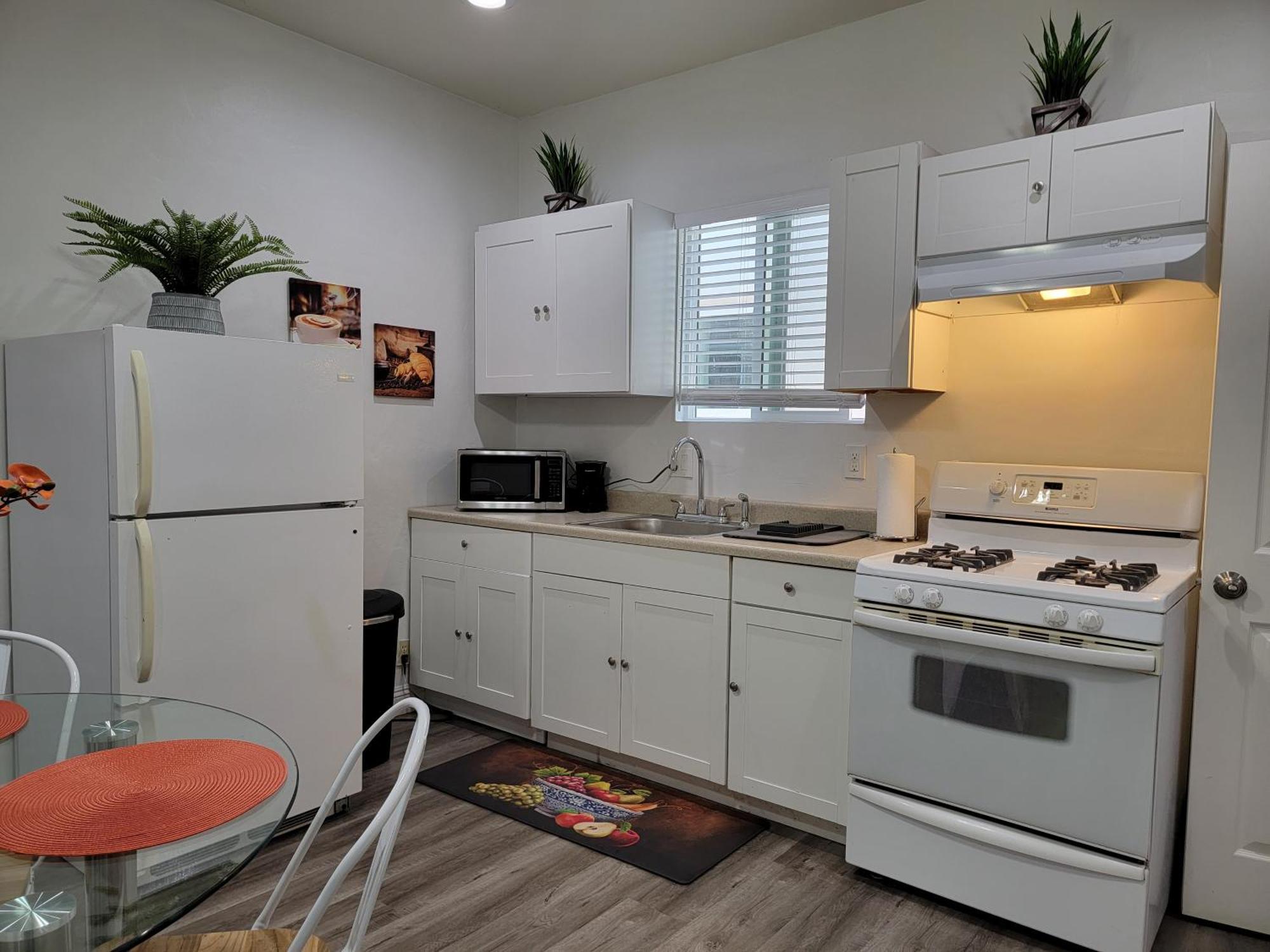 5 Minutes To Rodeo Drive! 2 Bedroom Man Cave Beverly Hills Adj Los Angeles