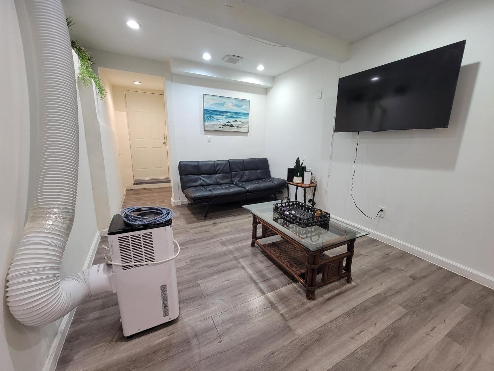Apartment 5 Minutes To Rodeo Drive! 2 Bedroom Man Cave Beverly Hills Adj Los Angeles