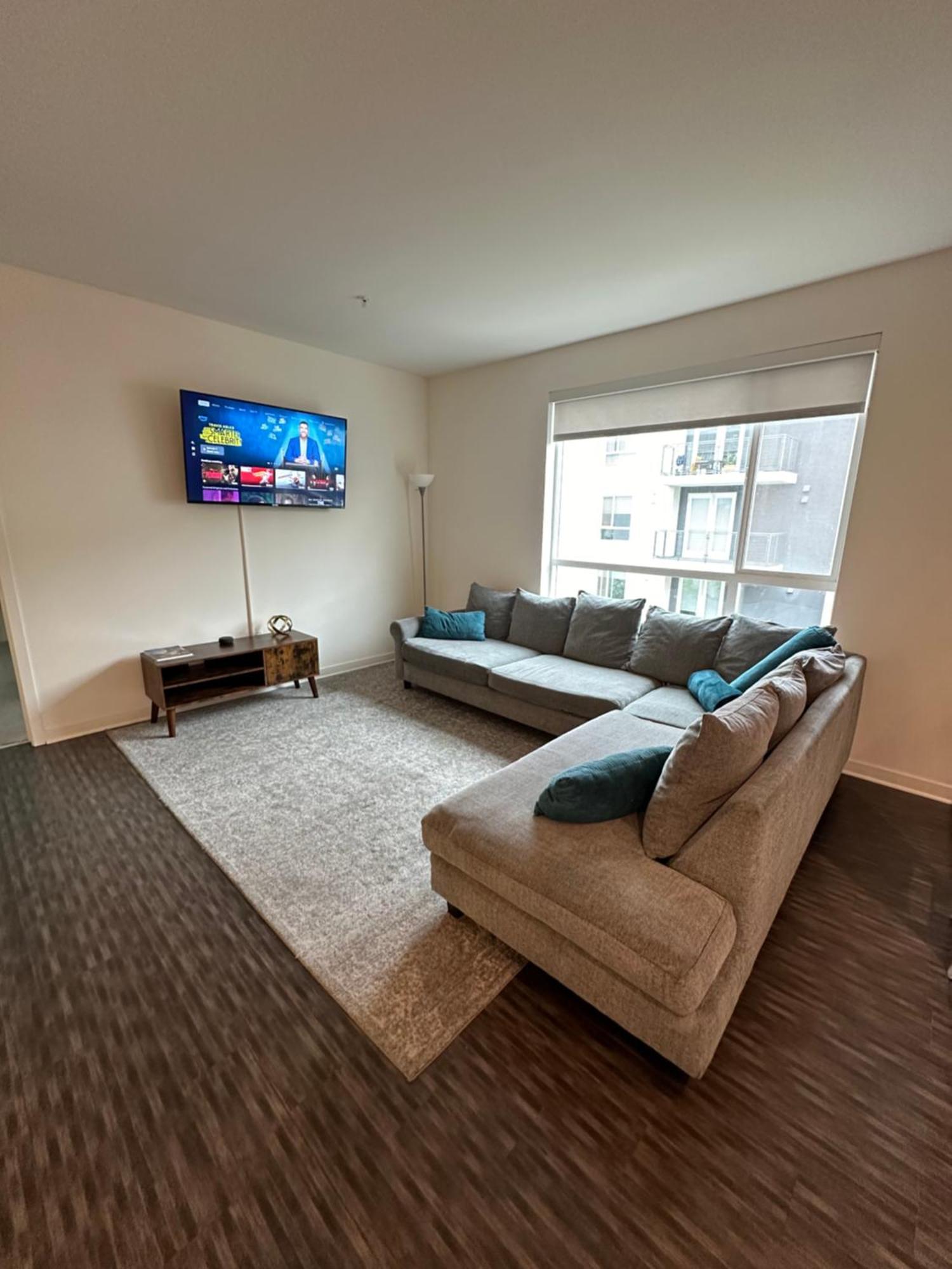 Amazing 2bd2ba Located Dtla *