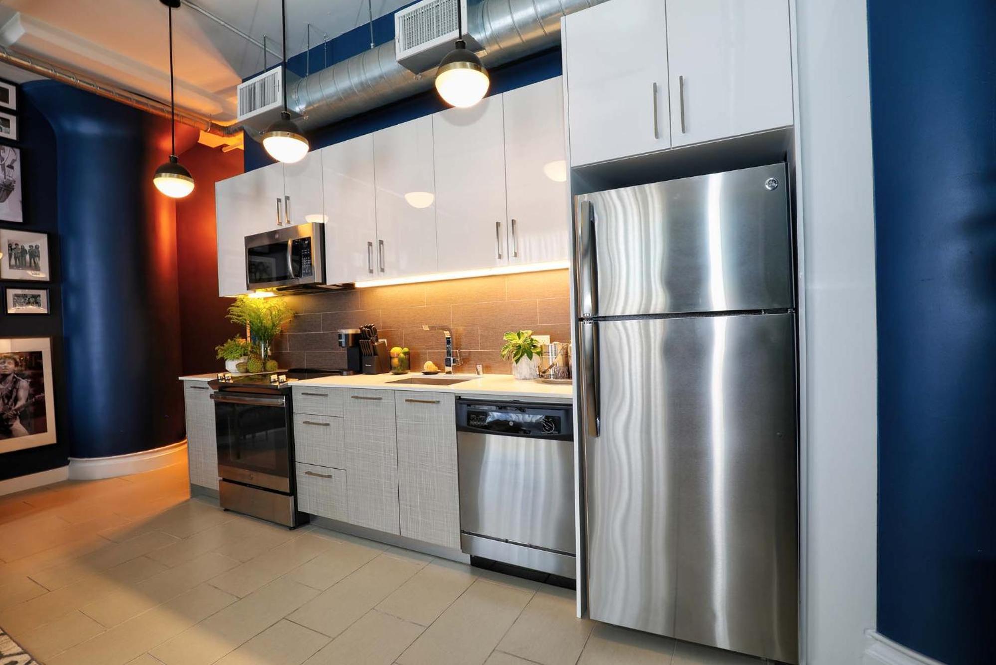 Downtown La's Requested Property, Sleeps 4 With Free Parking! * Los Angeles