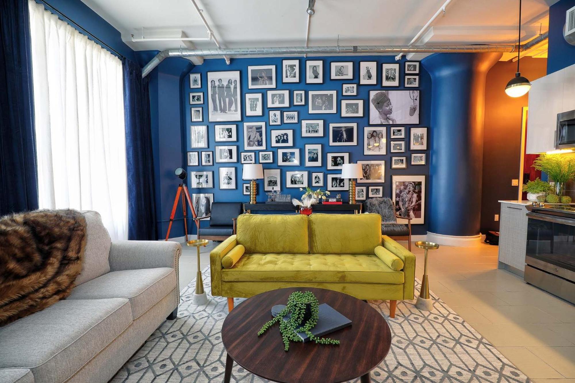 Apartment Downtown La's Requested Property, Sleeps 4 With Free Parking! *