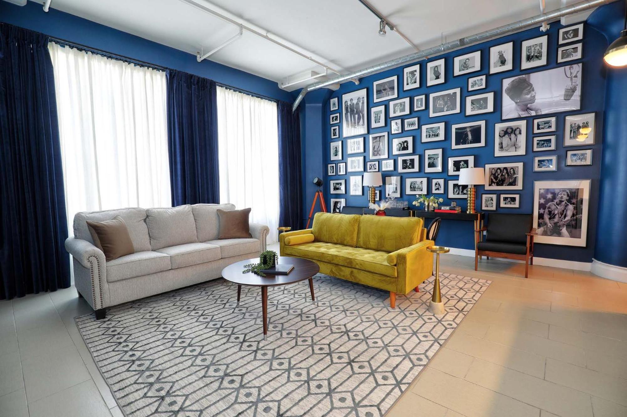 Downtown La's Requested Property, Sleeps 4 With Free Parking!