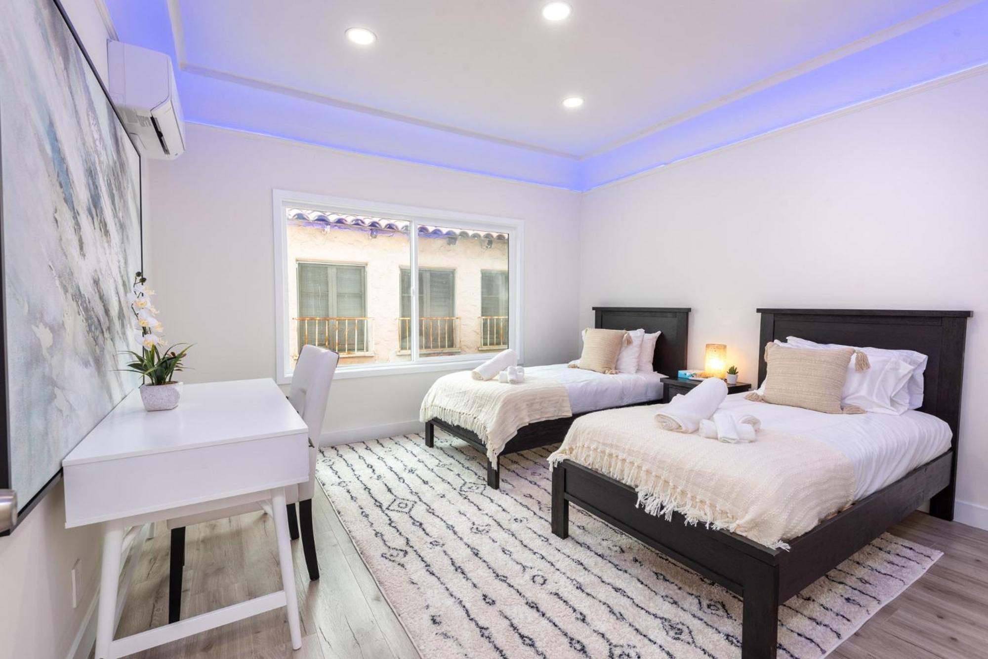 Modern 3br With Jacuzzi, Line Amenities Apartment Los Angeles