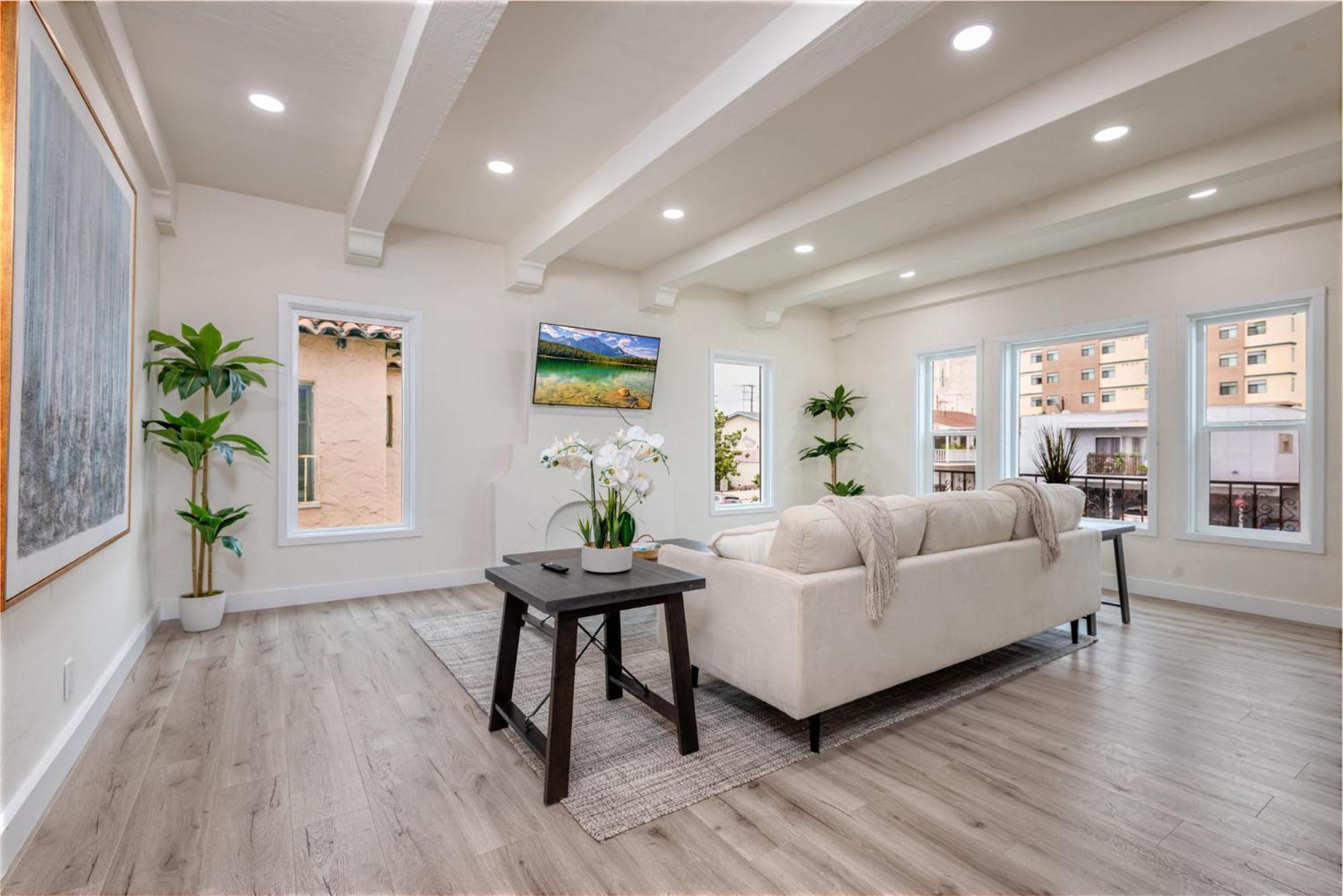 Modern 3br With Jacuzzi, Line Amenities Los Angeles