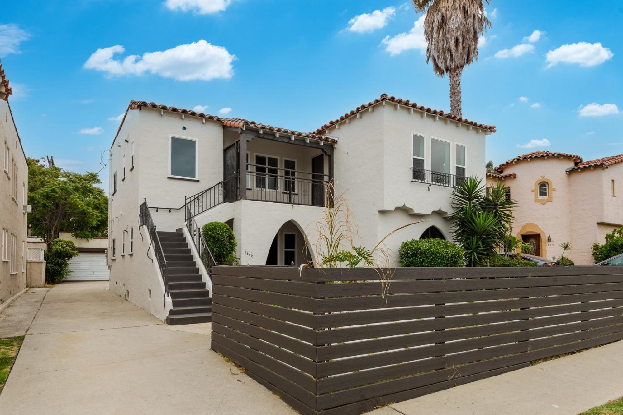 Apartment Modern 3br With Jacuzzi, Line Amenities Los Angeles
