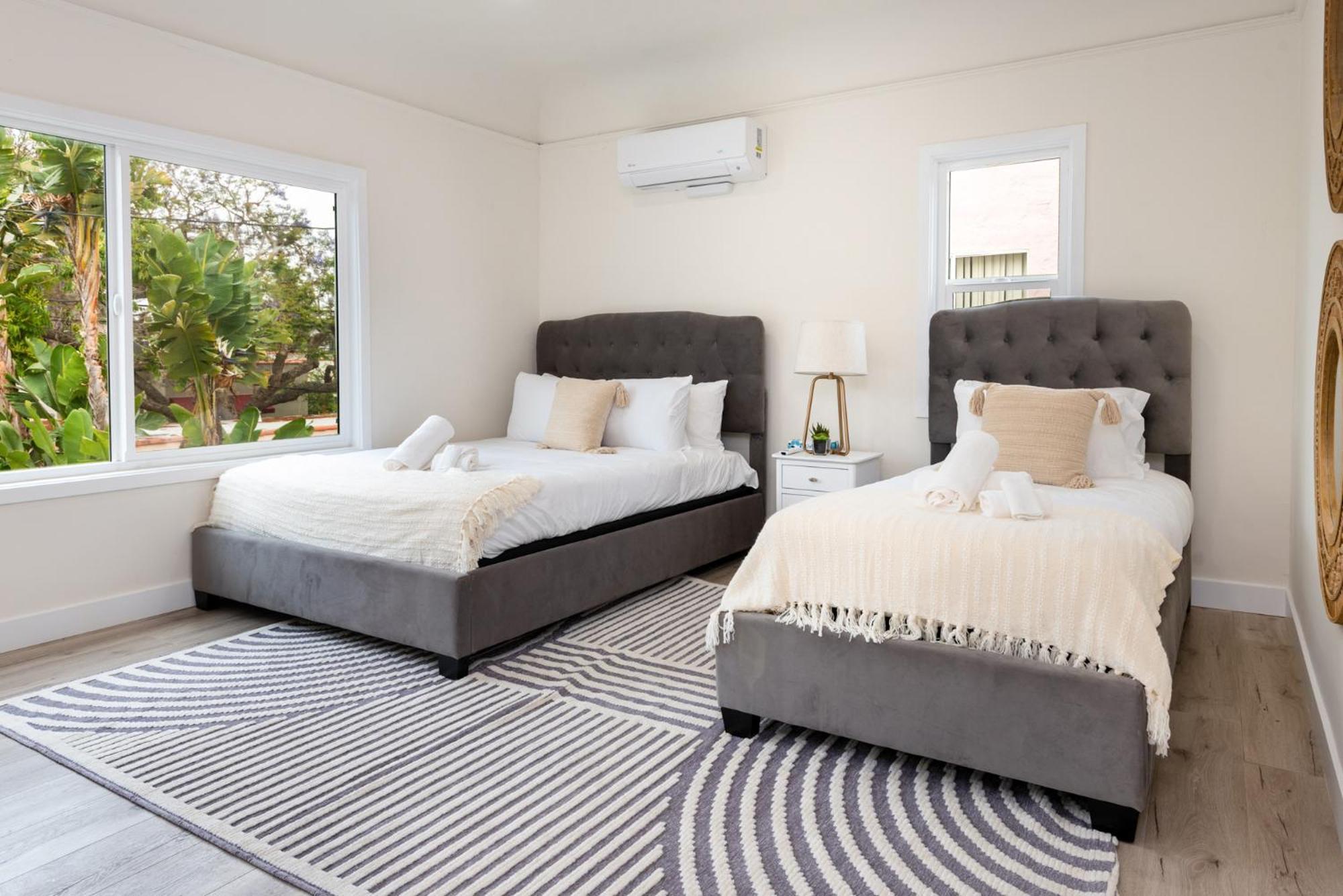 Modern 3br With Jacuzzi, Line Amenities Los Angeles