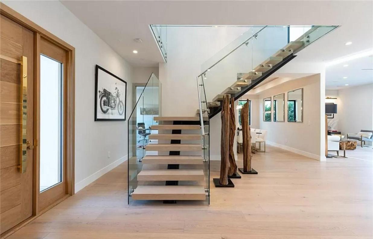 Cumpston Oasis Los Angeles