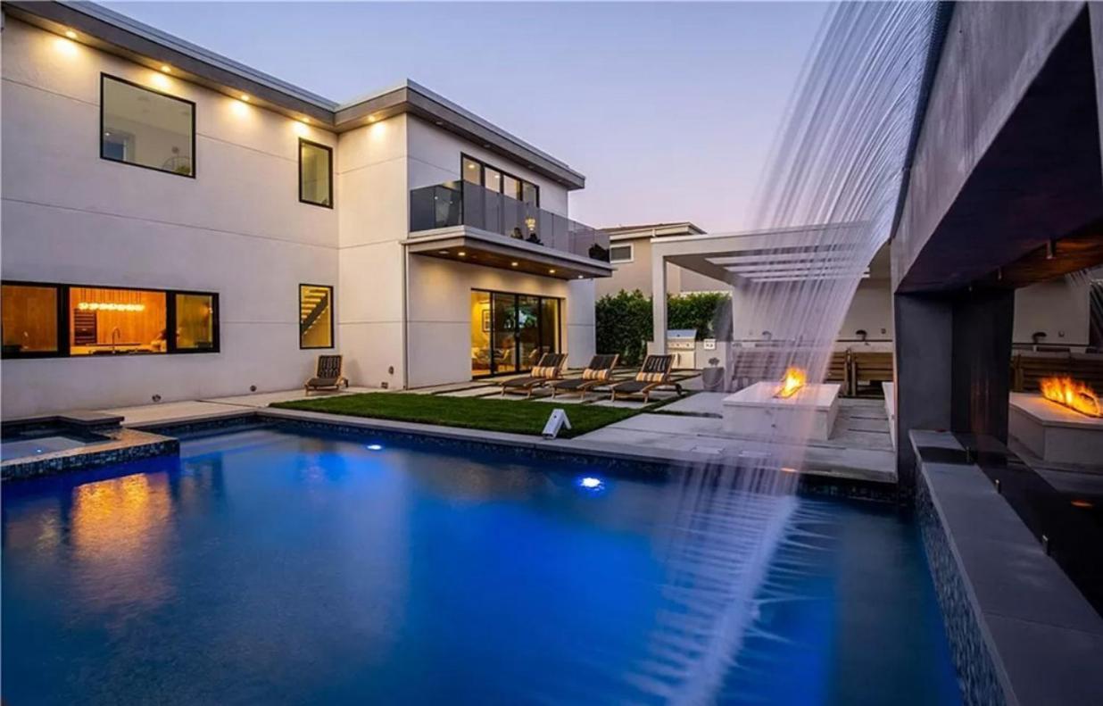 Cumpston Oasis Villa