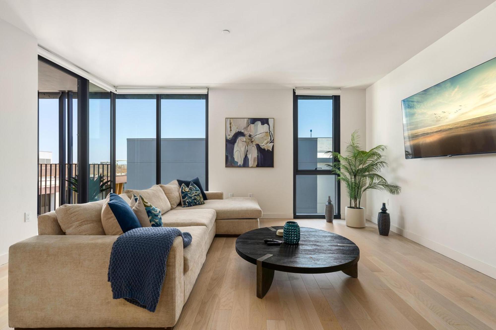 The Sapphire Nest - Spectacular Rooftop Amenities Ocean Views 2br Apartamento Los Angeles