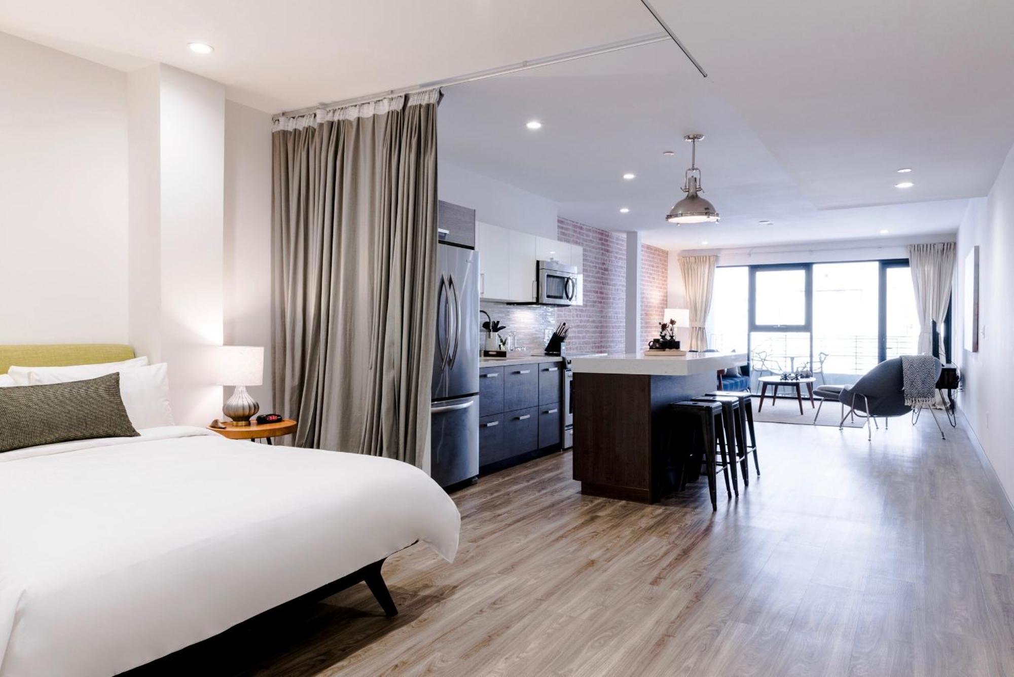 Abode Angeles - Downtown South Park Aparthotel