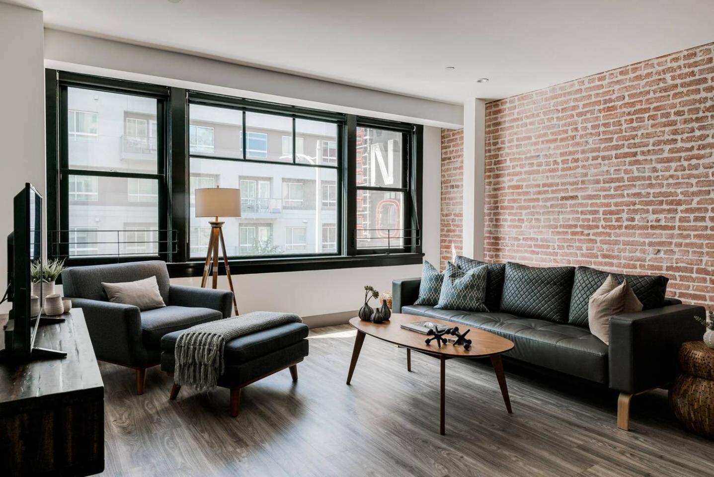 Abode Angeles - Downtown South Park Aparthotel