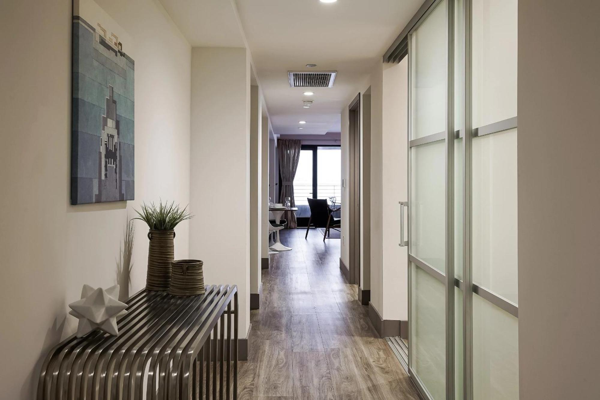 Abode Angeles - Downtown South Park Aparthotel 4*