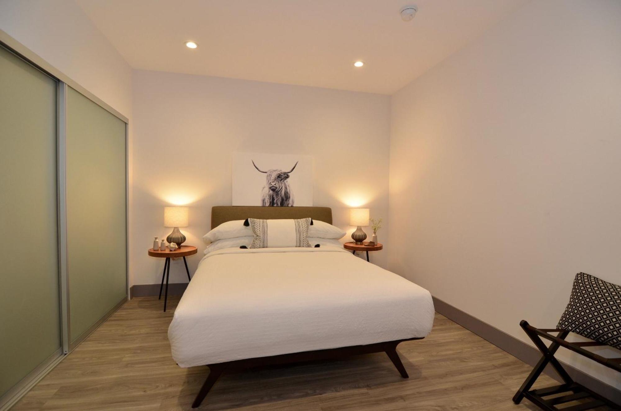 Abode Angeles - Downtown South Park 4*