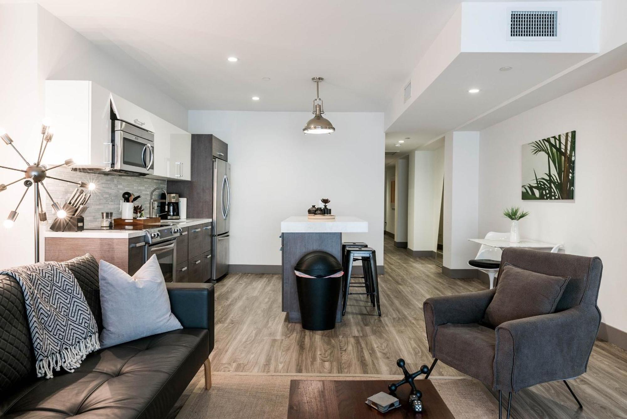 Abode Angeles - Downtown South Park Los Angeles