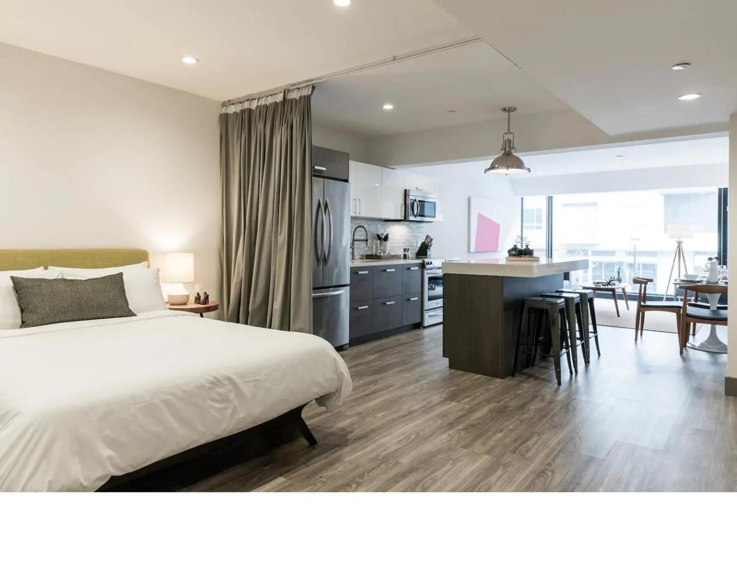 Abode Angeles - Downtown South Park