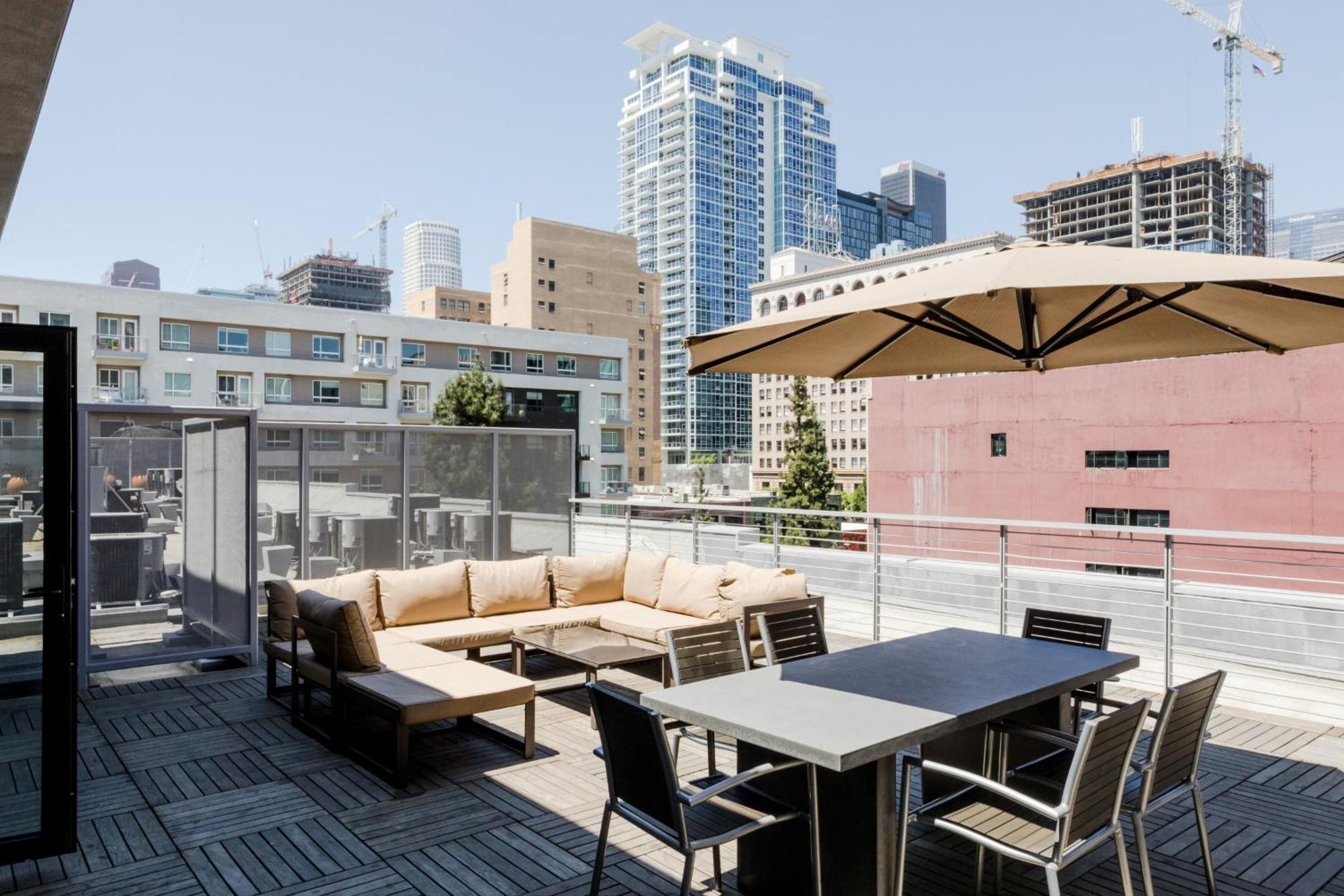 Abode Angeles - Downtown South Park Aparthotel Los Angeles