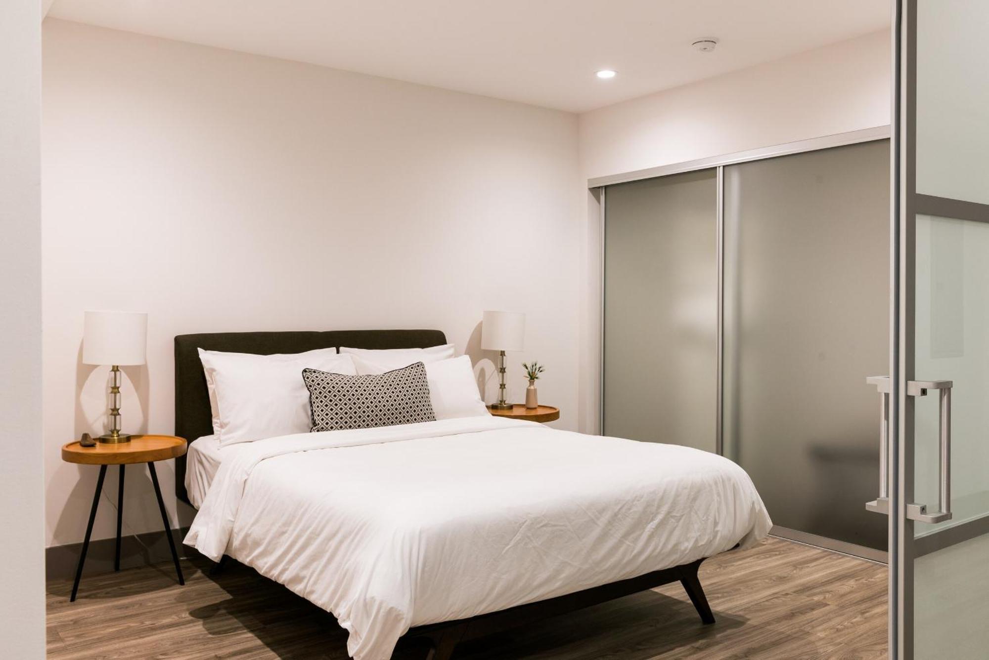 Abode Angeles - Downtown South Park