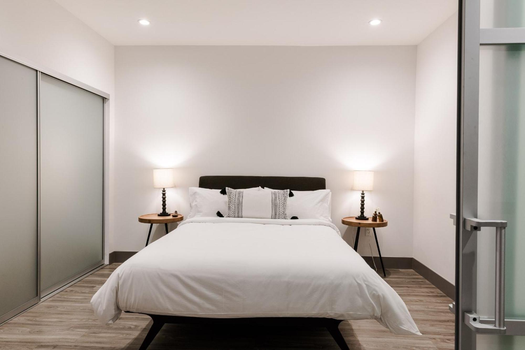 Abode Angeles - Downtown South Park 4*