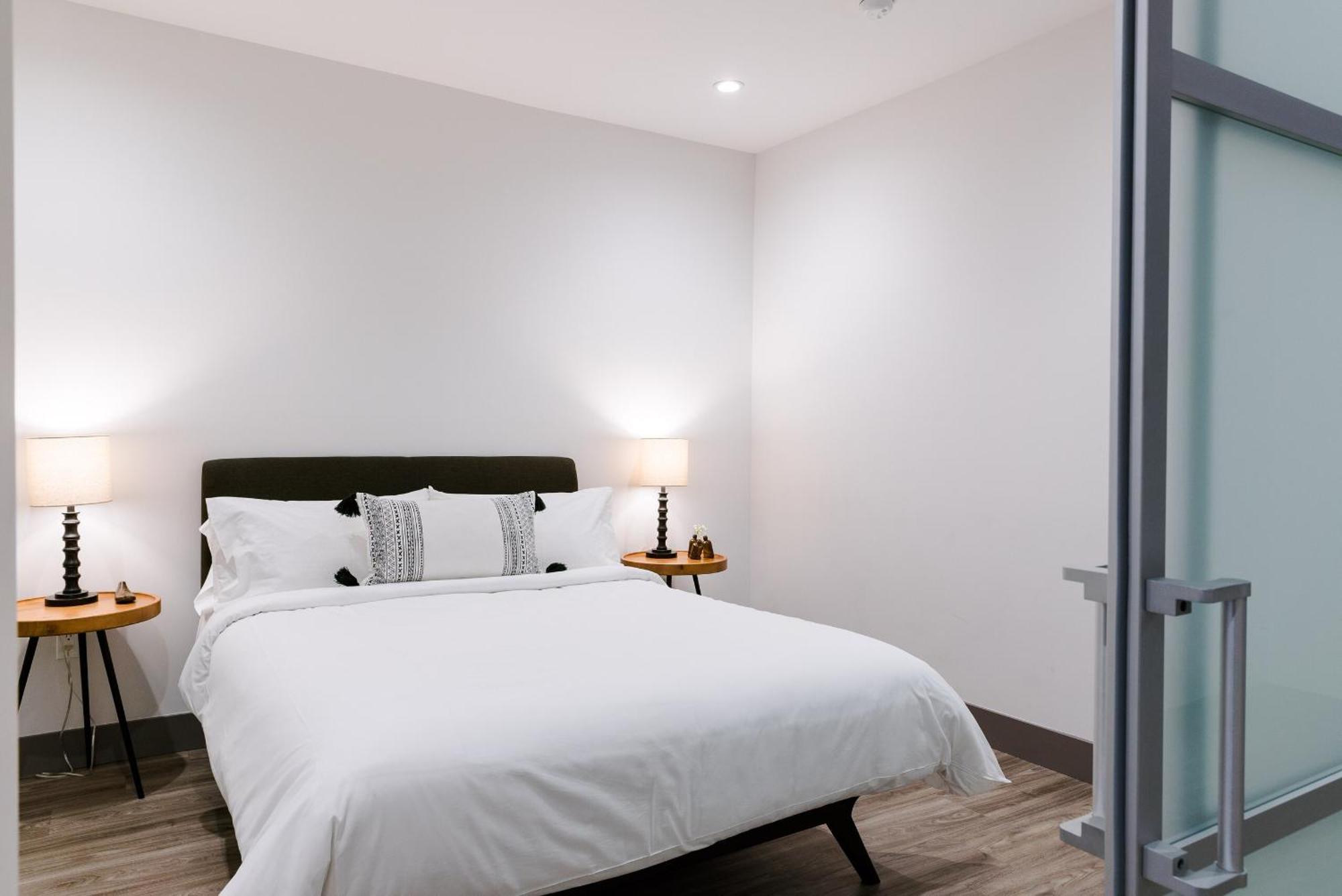 Abode Angeles - Downtown South Park Aparthotel 4*