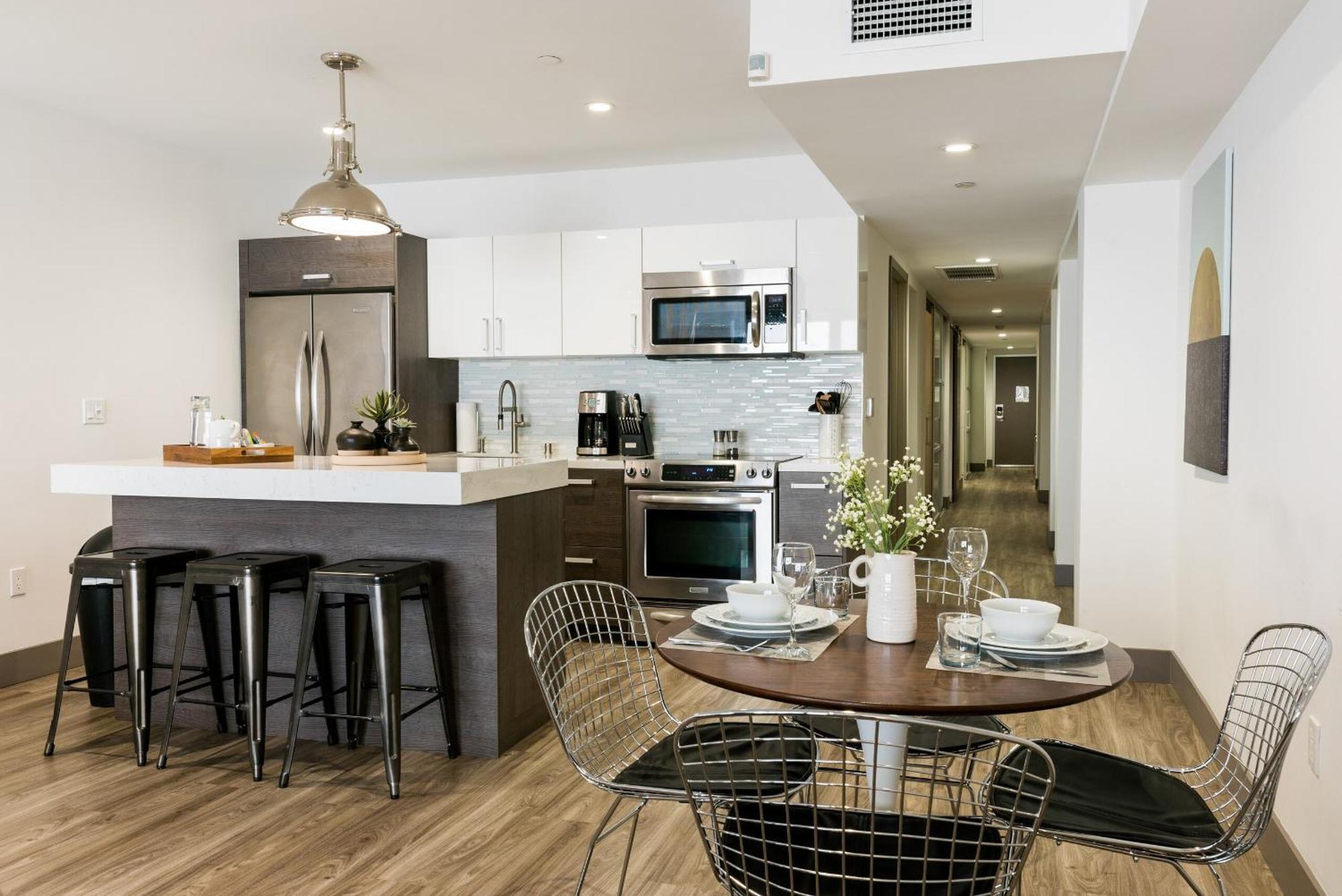 Abode Angeles - Downtown South Park Los Angeles