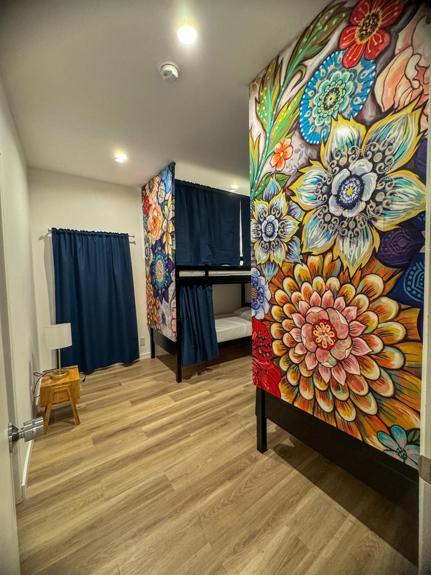 Echo Zen Hostel *