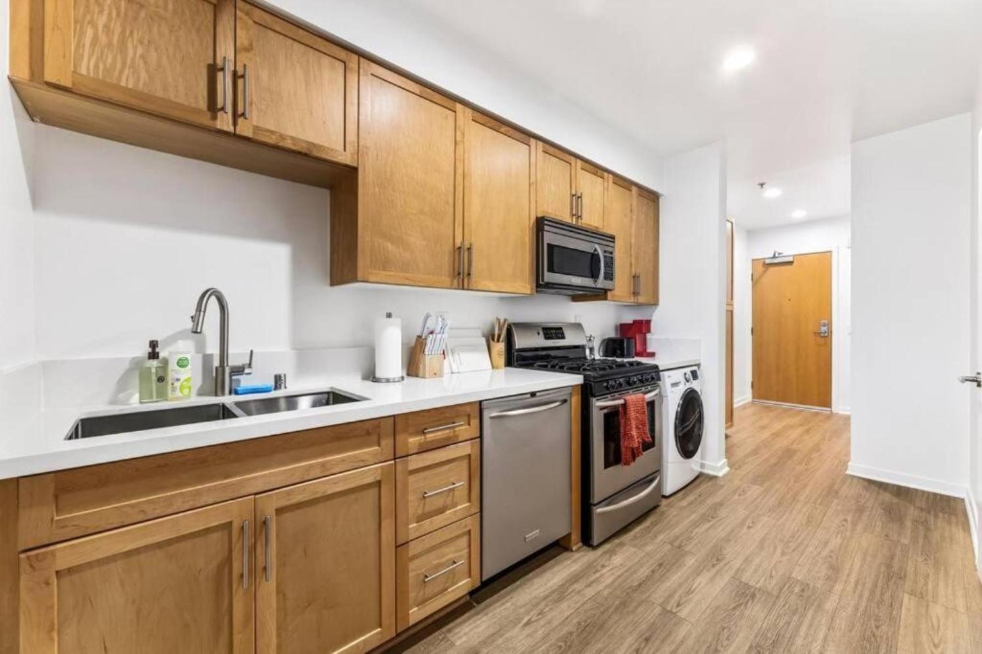 Beachside Studio, Walk To Santa Monica & Pier I Free Parking! Los Angeles