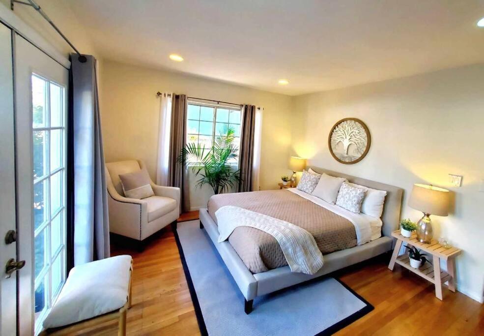 Stylish Ranch With Gorgeous Swimming Pool & Piano * Los Angeles