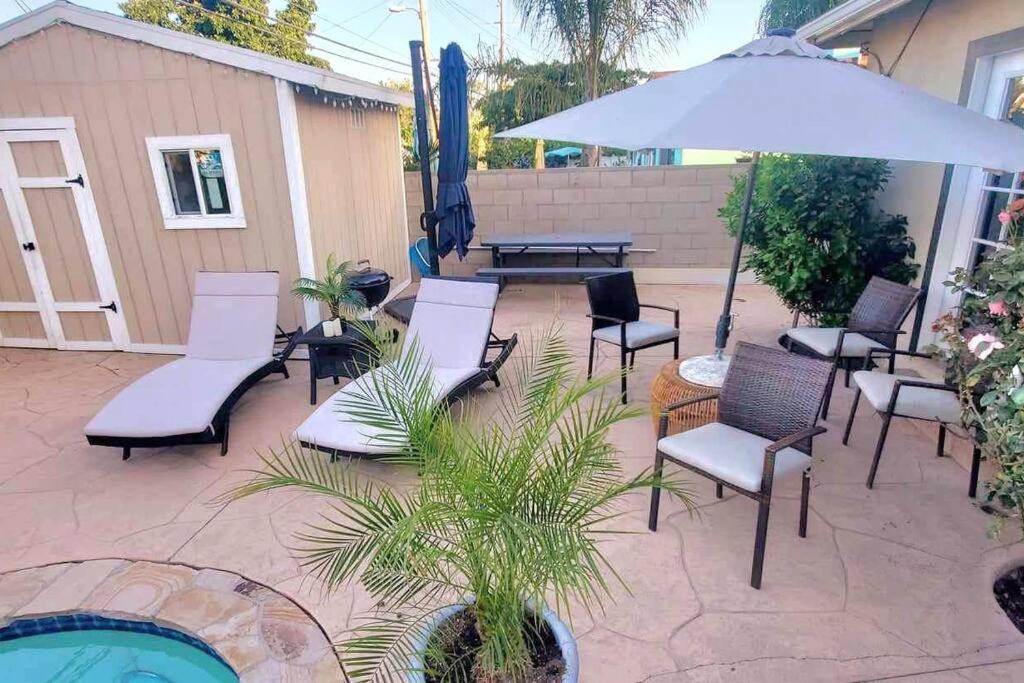 Stylish Ranch With Gorgeous Swimming Pool & Piano *