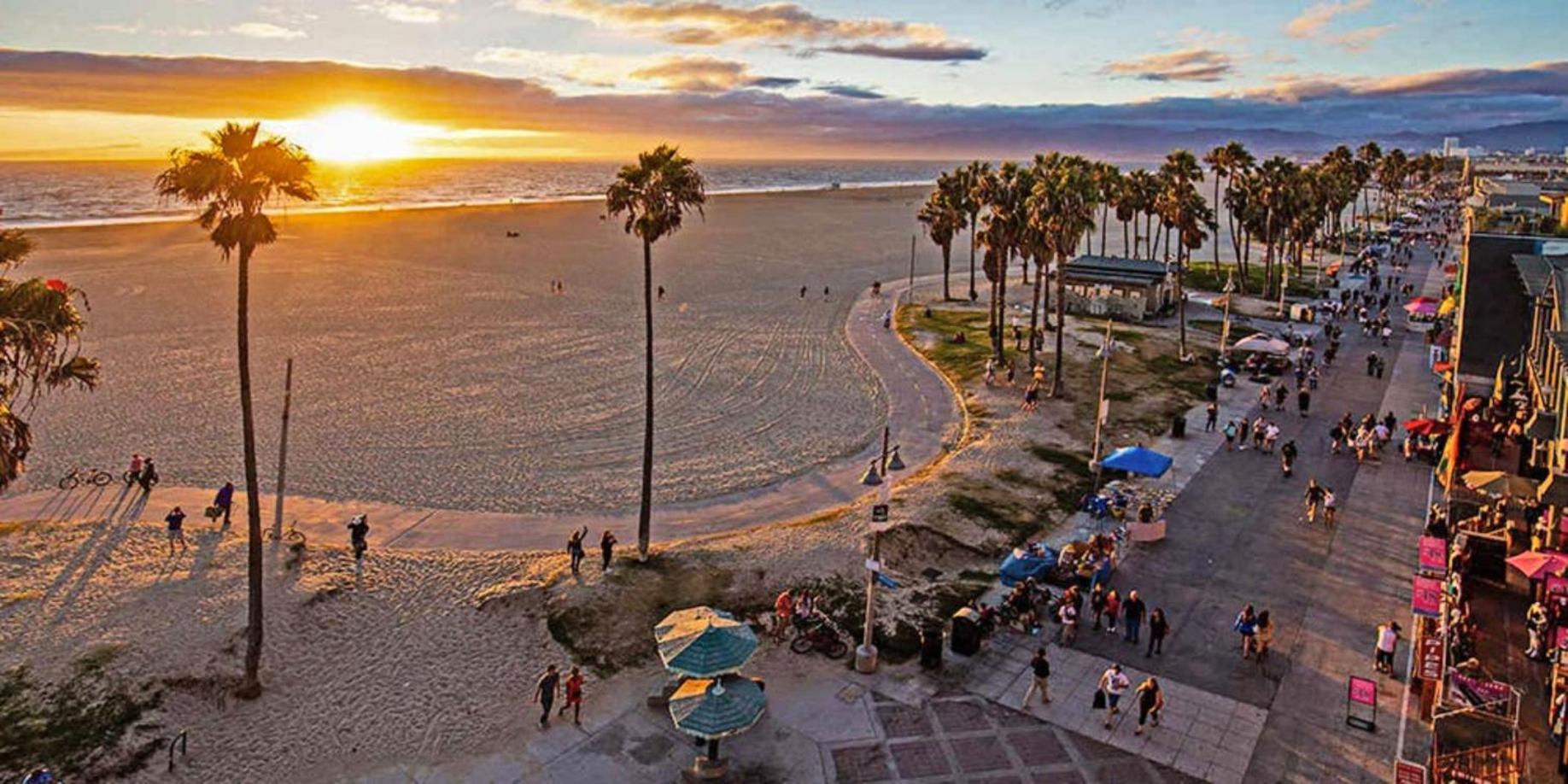 Beachside Studio, Walk To Santa Monica & Pier I Free Parking! Apartment Los Angeles