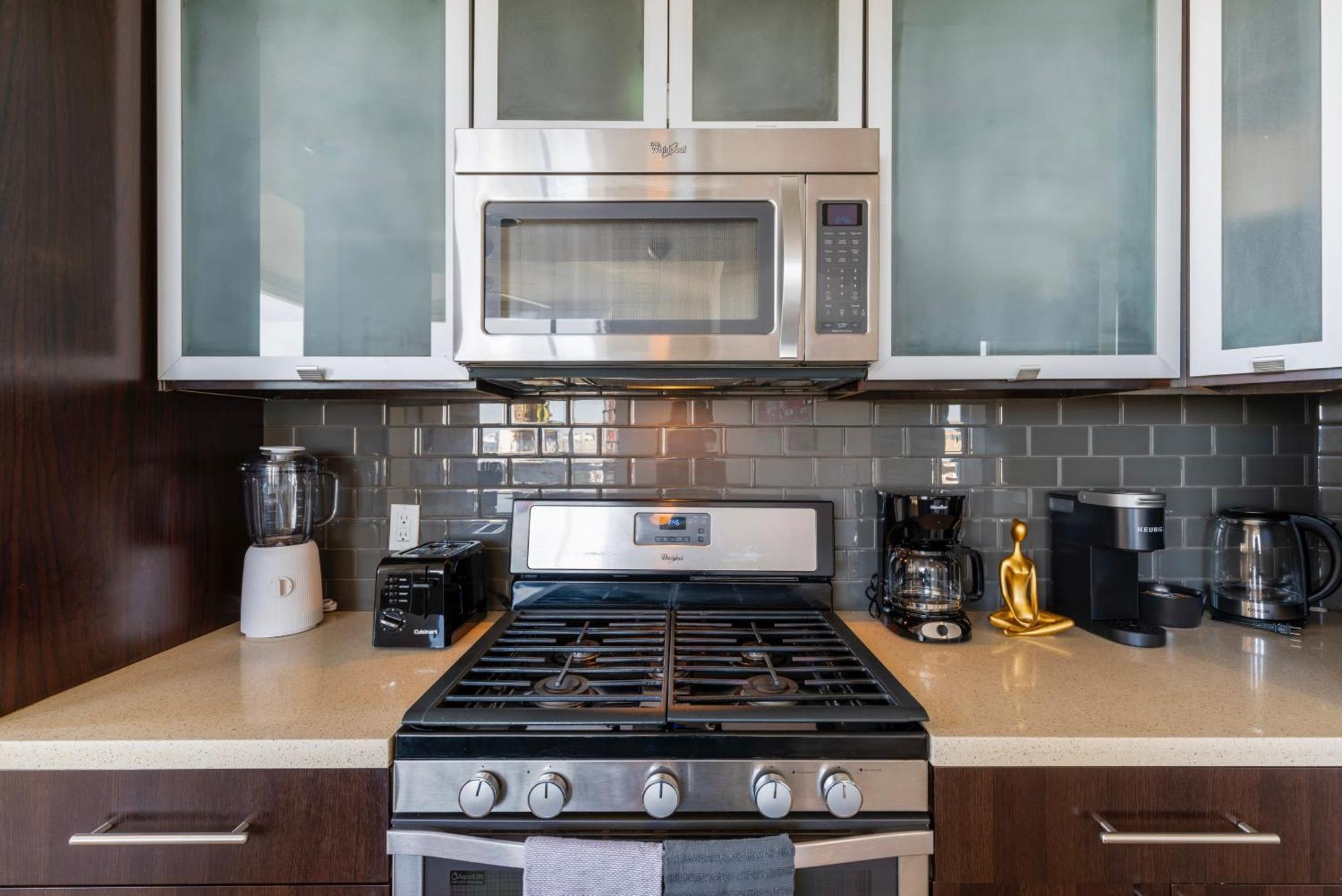2br Weho Penthouse Lux *