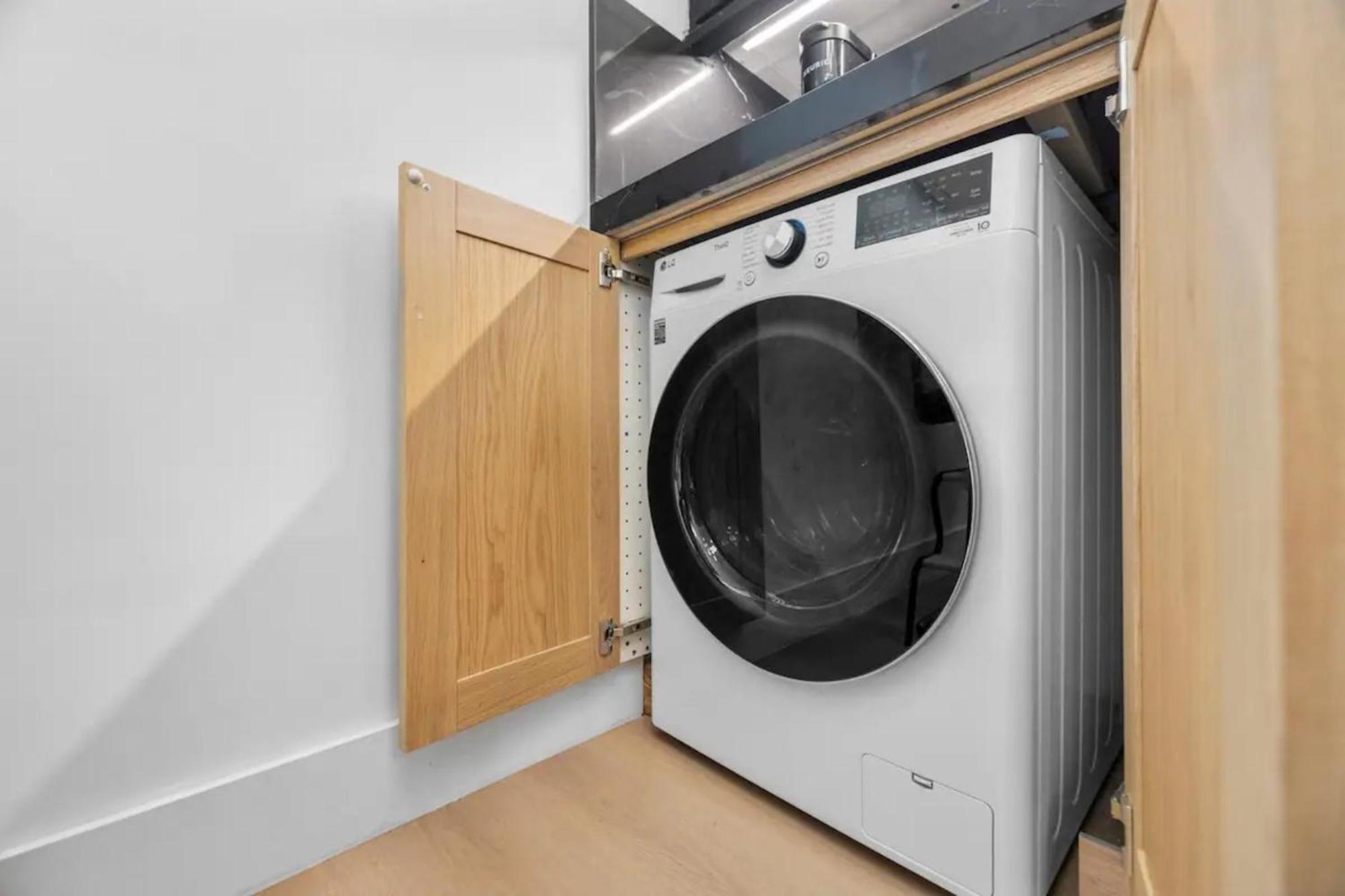 Beachside Studio, Walk To Santa Monica & Pier I Free Parking! Los Angeles