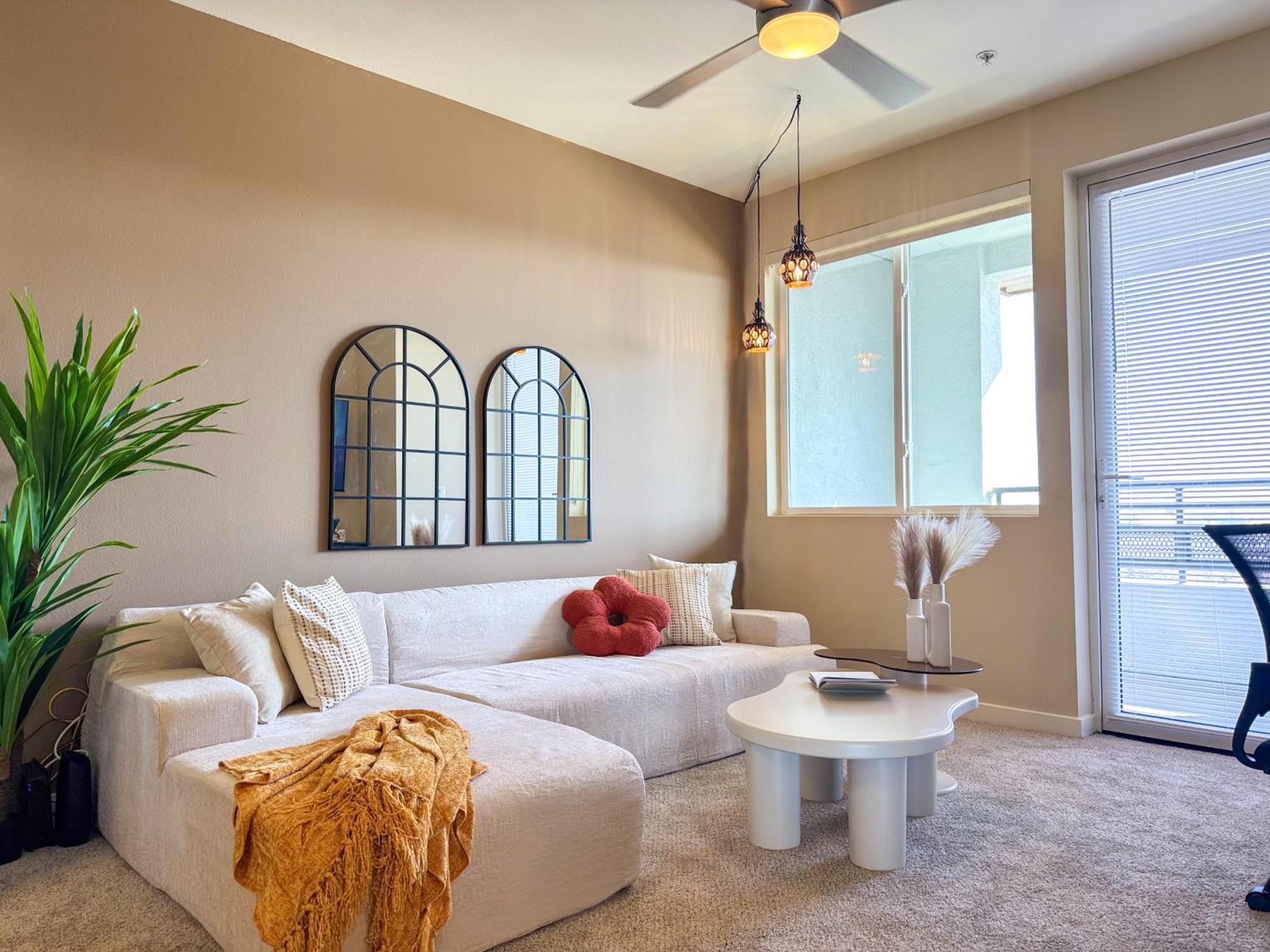 Rustic Vibe In La Free Parking 10 Min To Cedars Apartment Los Angeles
